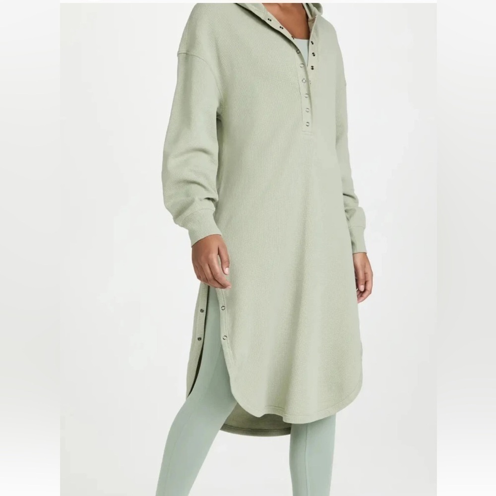 Halle Berry X Sweaty Betty Hera Waffle Dress | Chalk Green, Size Medium